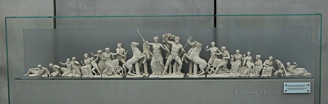 Parthenon-içerisi